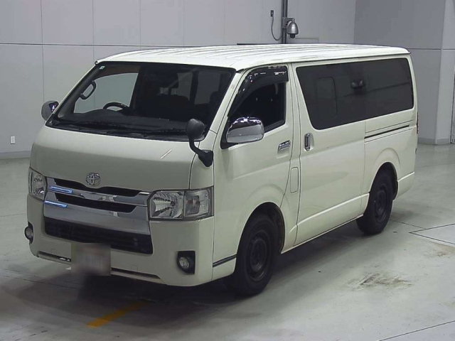 TOYOTA REGIUS ACE VAN 2015