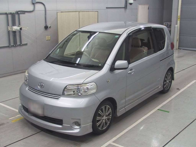 TOYOTA PORTE 2007