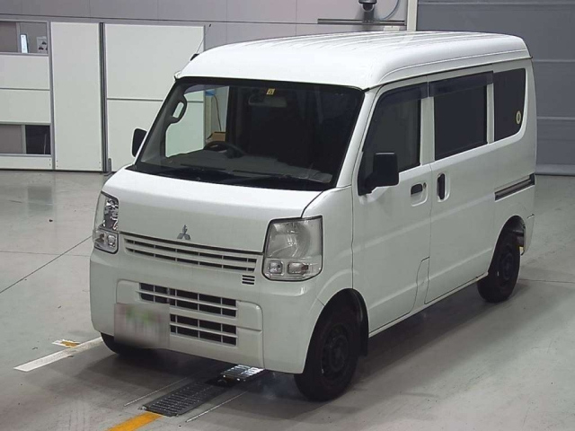 MITSUBISHI MINICAB VAN 2016