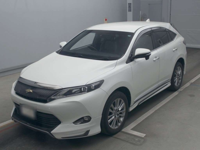 TOYOTA HARRIER