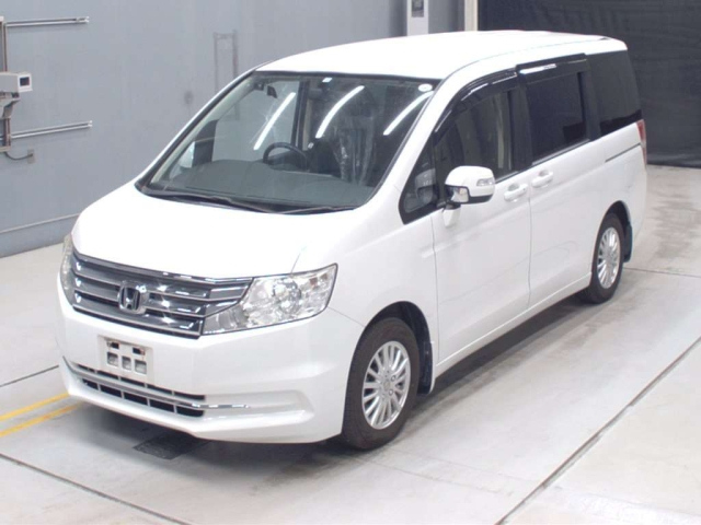 HONDA STEP WAGON 2014