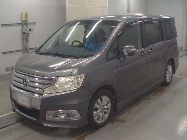 HONDA STEP WAGON 2010