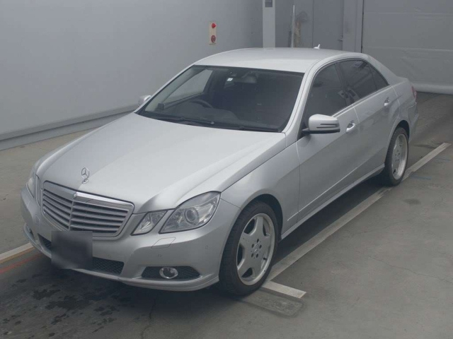 MERCEDES BENZ E CLASS 2010