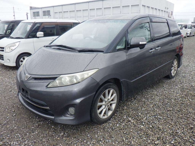 TOYOTA ESTIMA 2009