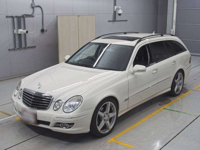 MERCEDES BENZ E CLASS WAGON 2010