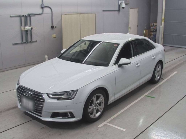 AUDI A4 2016