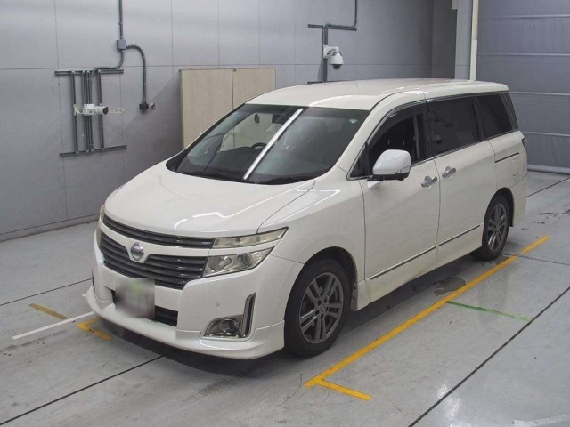 NISSAN ELGRAND 2013