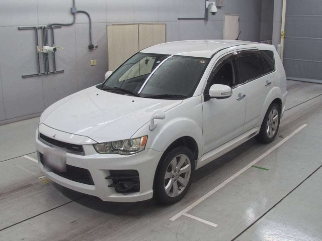 MITSUBISHI OUTLANDER 2010