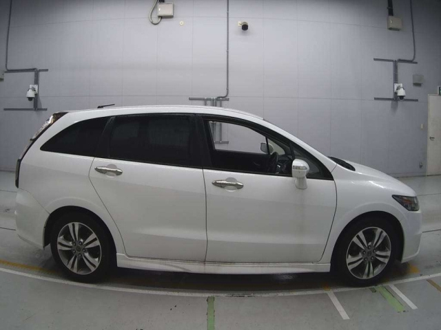 HONDA STREAM 2014