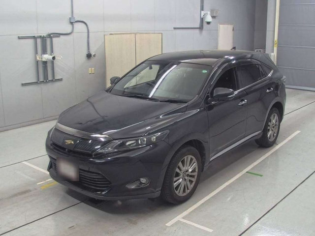 TOYOTA HARRIER