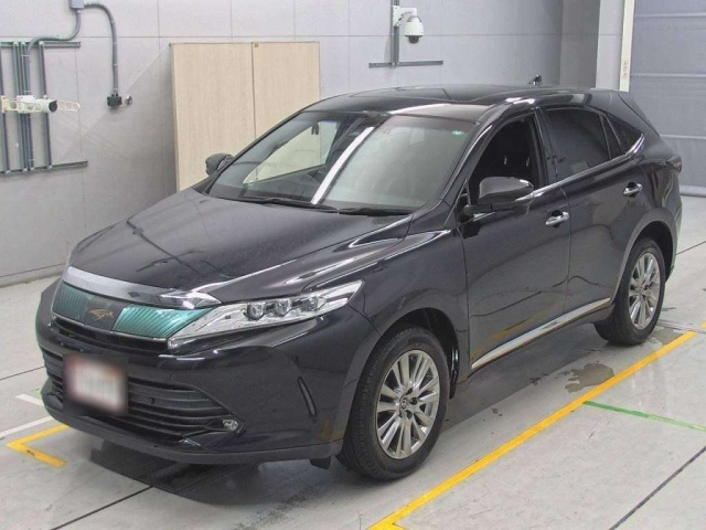 TOYOTA HARRIER