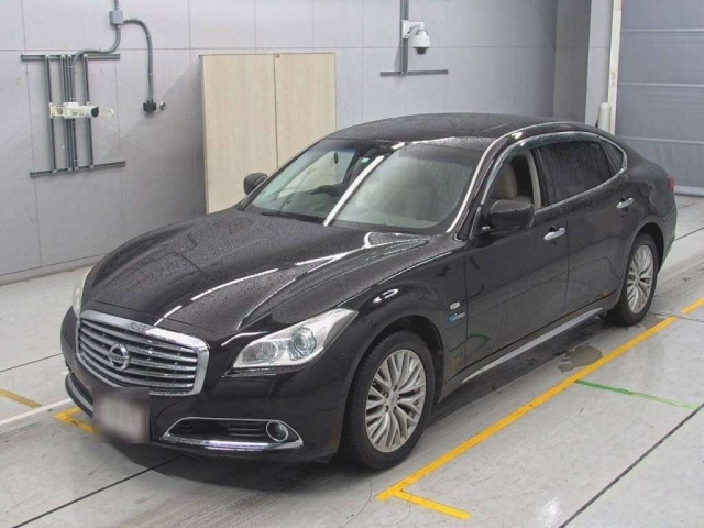 NISSAN CIMA 2012