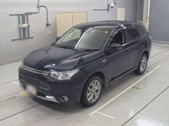 MITSUBISHI OUTLANDER PHEV 2015