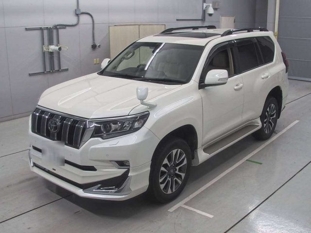 TOYOTA LAND CRUISER PRADO 2023