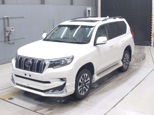 TOYOTA LAND CRUISER PRADO 2023