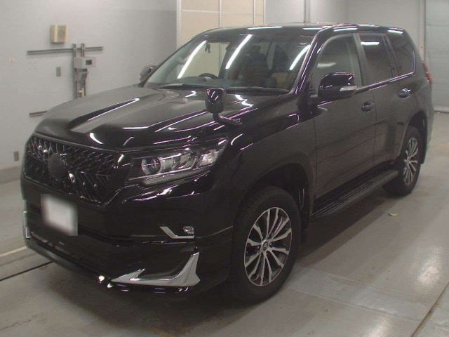 TOYOTA LAND CRUISER PRADO 2018