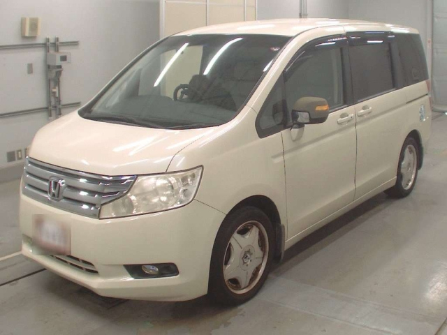 HONDA STEP WAGON 2010