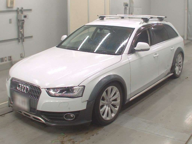 AUDI A4 2012