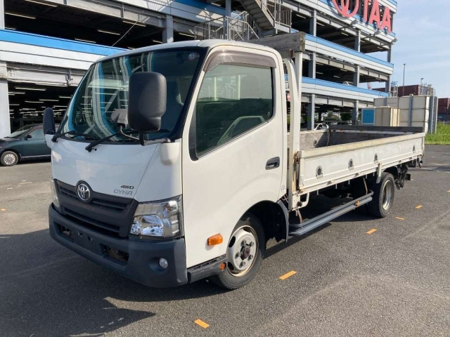 TOYOTA DYNA 2016
