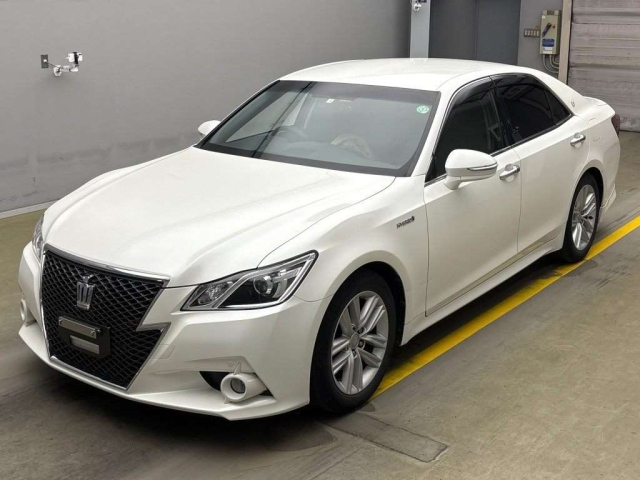 TOYOTA CROWN 2013