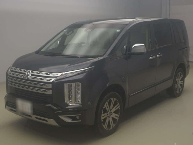 MITSUBISHI DELICA D5