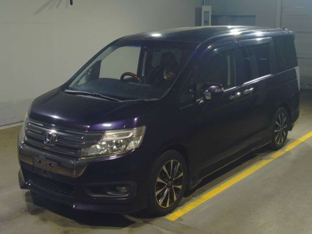 HONDA STEP WAGON 2014