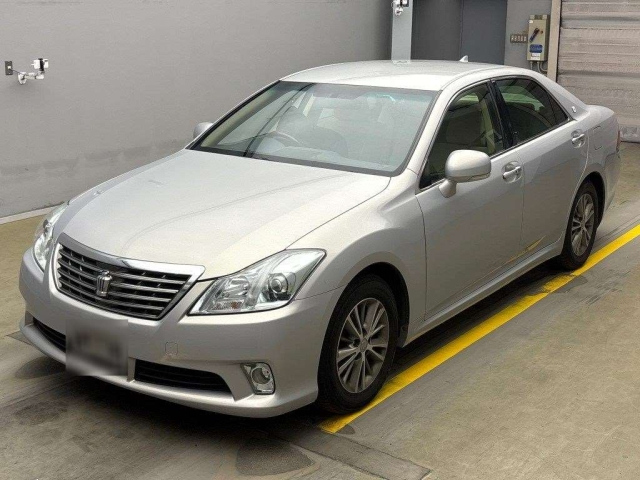 TOYOTA CROWN 2012