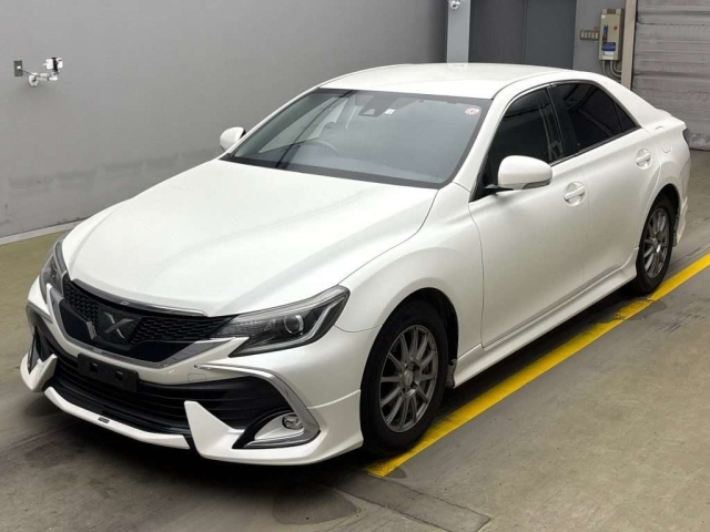 TOYOTA MARK X 2018