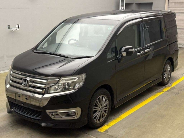 HONDA STEP WAGON 2012