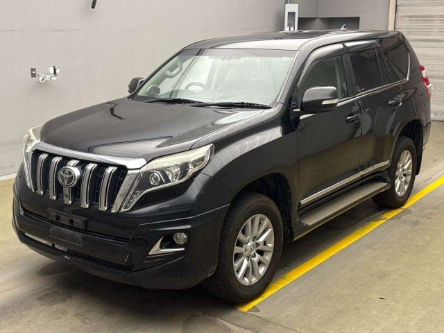 TOYOTA LAND CRUISER PRADO 2013
