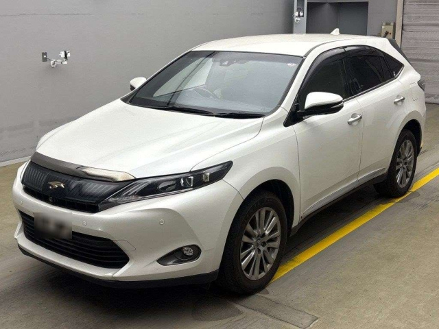 TOYOTA HARRIER 2014