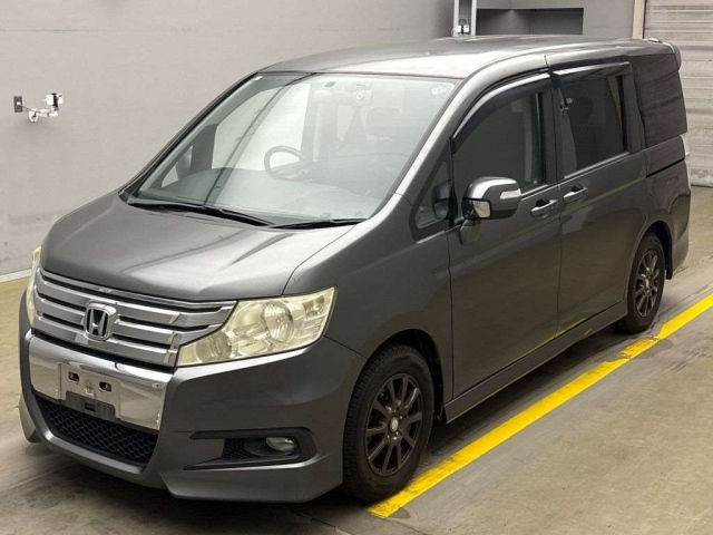 HONDA STEP WAGON 2010