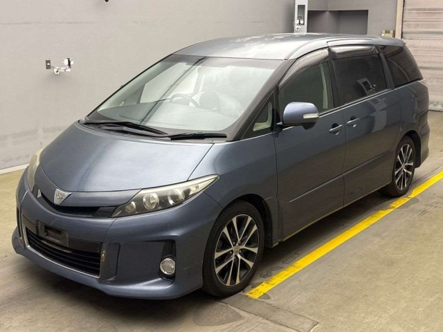 TOYOTA ESTIMA 2012