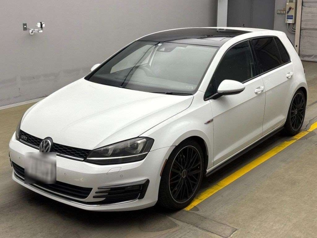 VOLKSWAGEN GOLF 2014