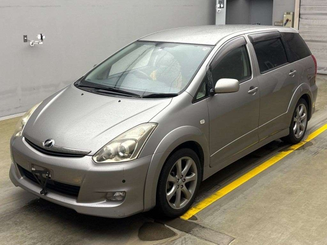 TOYOTA WISH 2008