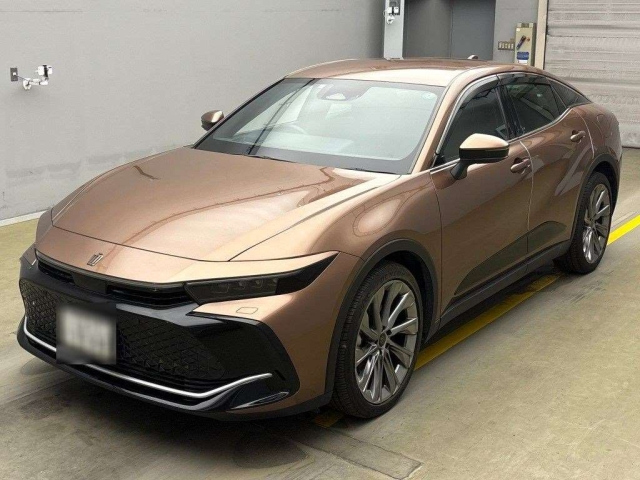 TOYOTA CROWN CROSSOVER