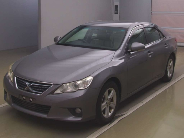TOYOTA MARK X 2010