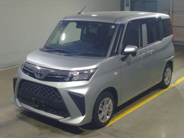 TOYOTA ROOMY 2021