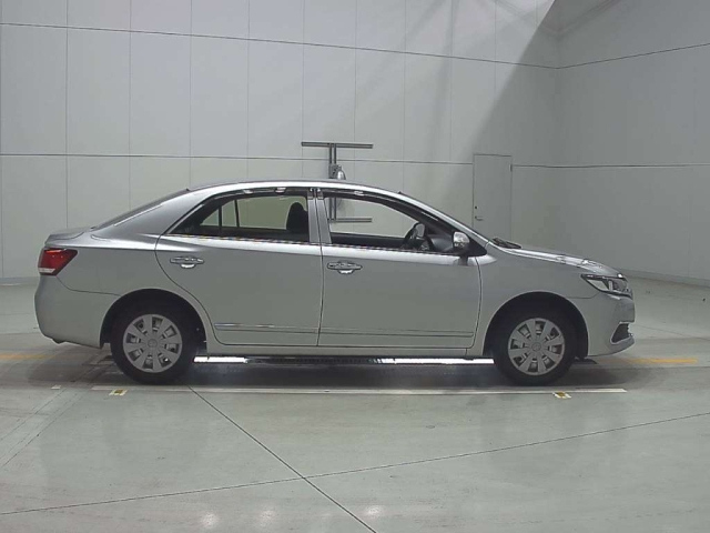 TOYOTA PREMIO 2019