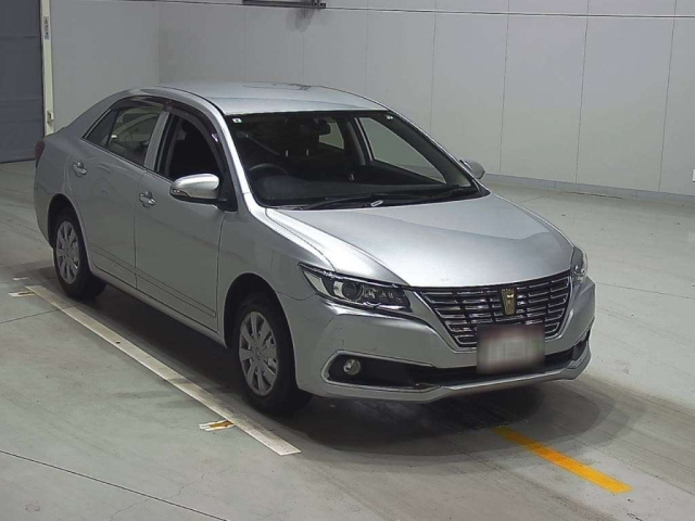 TOYOTA PREMIO 2019