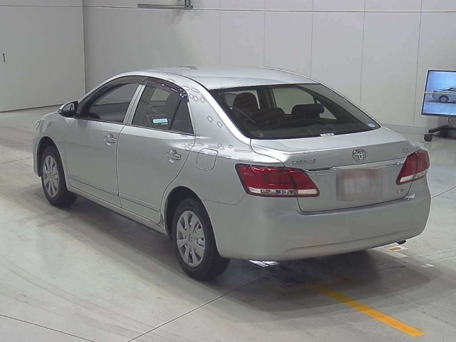TOYOTA PREMIO 2019