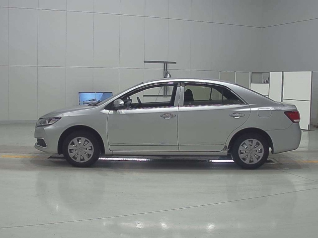 TOYOTA PREMIO 2019