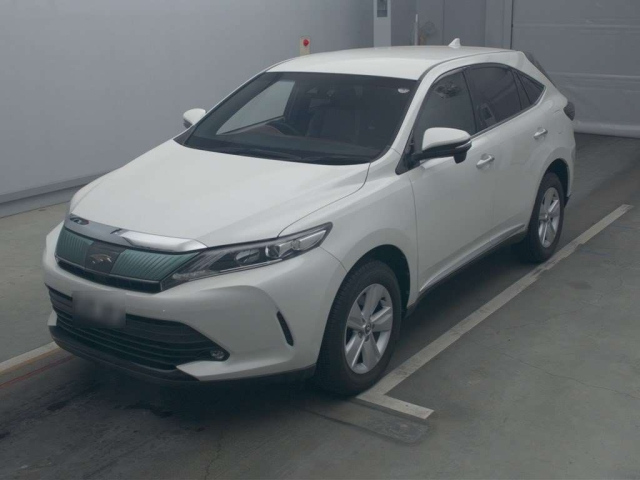 TOYOTA HARRIER 2017