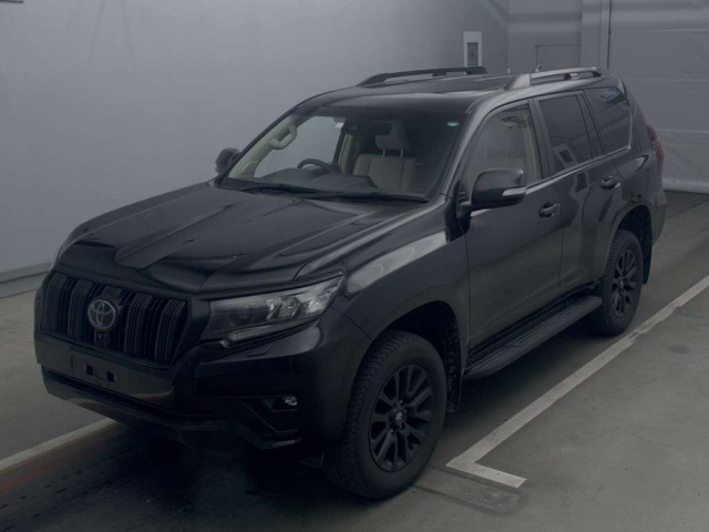 TOYOTA LAND CRUISER PRADO 2023