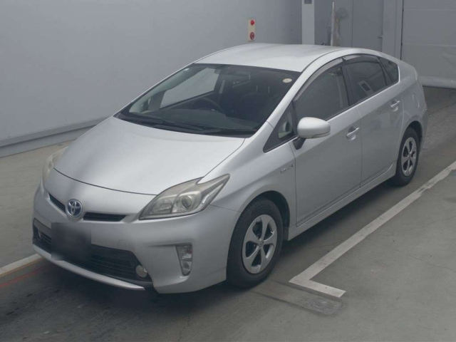 TOYOTA PRIUS 2013