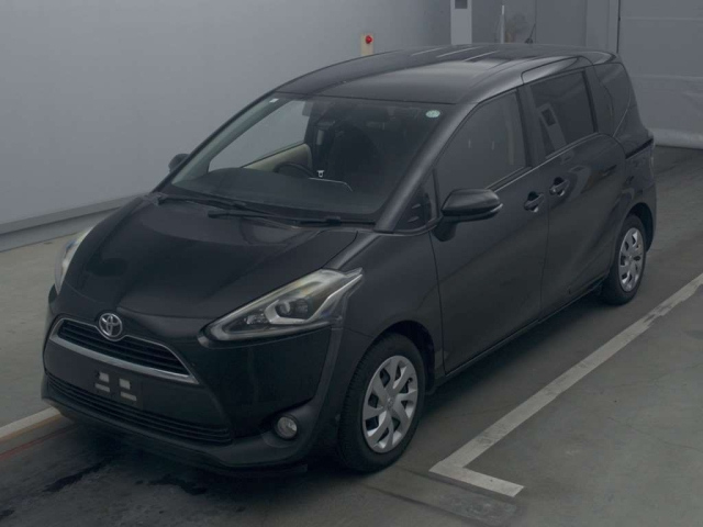 TOYOTA SIENTA 2017