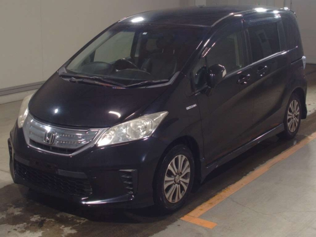 HONDA FREED 2011