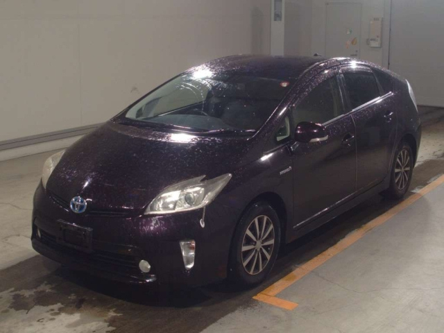TOYOTA PRIUS 2012