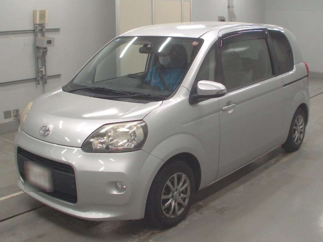 TOYOTA PORTE