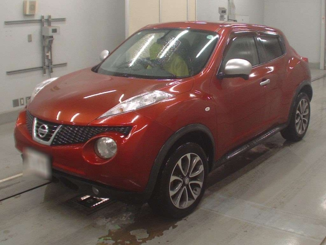 NISSAN JUKE 2012